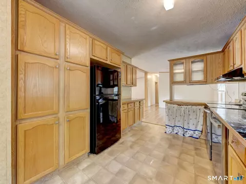Kitchen - 38 Long Dr, Windham, CT 06256 photo 4 of 4