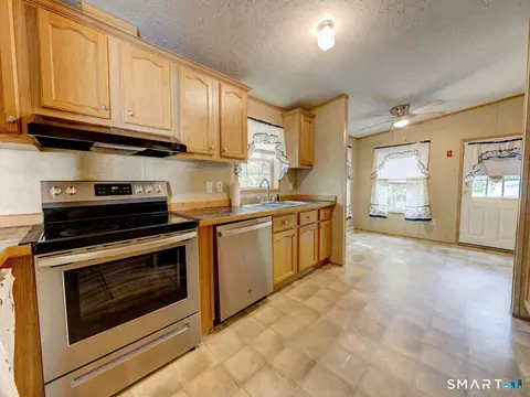 Kitchen - 38 Long Dr, Windham, CT 06256 photo 2 of 4