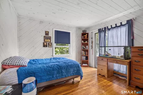 Bedroom - 17 Hunters Path, Clinton, CT 06413 photo 6 of 6