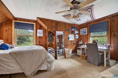 Bedroom - 17 Hunters Path, Clinton, CT 06413 photo 5 of 6