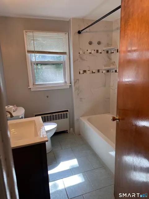 Bath - 665 Bloomfield Ave, Windsor, CT 06095 photo 1 of 3