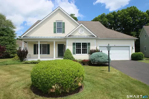 6 Carriage House Ln #6, Brookfield, CT 06804