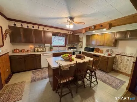 Kitchen - 94 Morin Ave, Killingly, CT 06239 photo 2 of 3