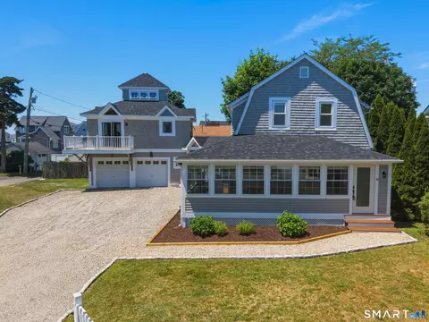Exterior - 31 Sols Point Rd, Clinton, CT 06413 photo 2 of 9