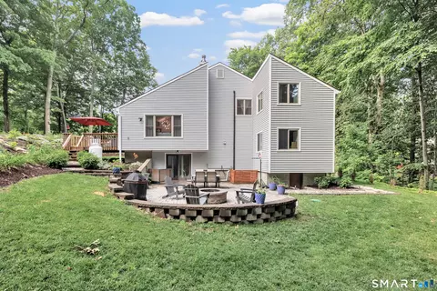 Exterior - 110 Bart Rd, Monroe, CT 06468 photo 4 of 8
