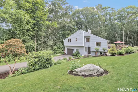 Exterior - 110 Bart Rd, Monroe, CT 06468 photo 2 of 8