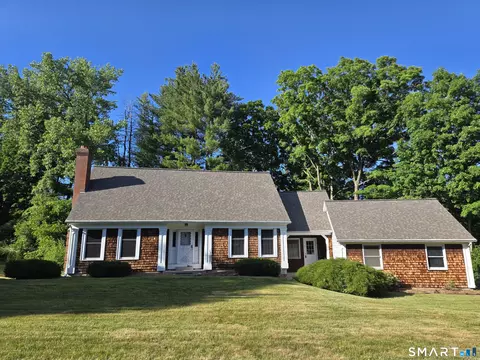 10 Kendrick Ln, Windsor, CT 06095