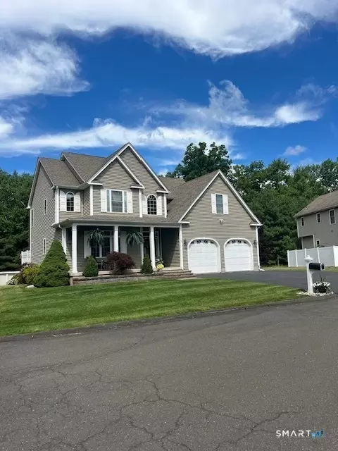 1 James Pl, Plainville, CT 06062