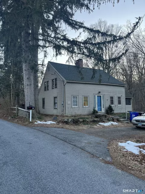 61 Sandy Hill Rd, Middlebury, CT 06762