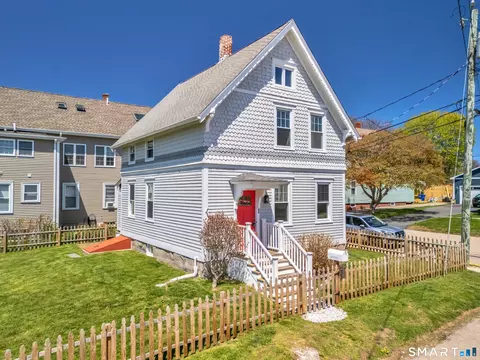 1 South St, Stonington, CT 06378