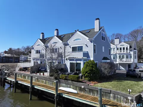 225 Front St #1, New Haven, CT 06513