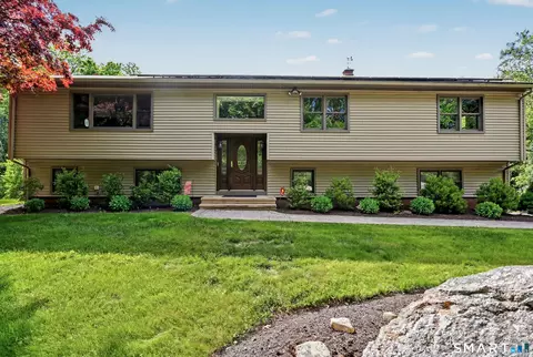 632 Wheelers Farm Rd, Orange, CT 06477