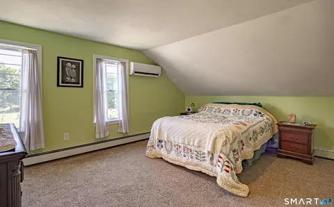 Bedroom - 1414 Hartford Pike, Killingly, CT 06241 photo 2 of 2