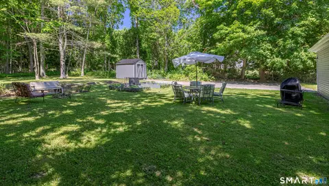 Exterior - 1414 Hartford Pike, Killingly, CT 06241 photo 6 of 7