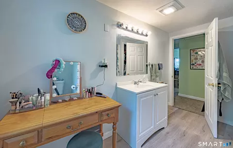 Bath - 1414 Hartford Pike, Killingly, CT 06241 photo 2 of 3