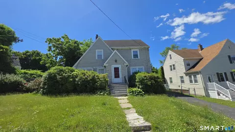 57 Coolidge St, Hartford, CT 06106
