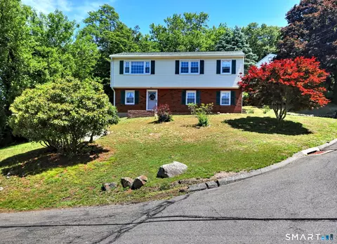 2 Whippoorwill Ln, Seymour, CT 06483