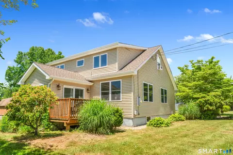 346 Hazelnut Hill Rd, Groton, CT 06340
