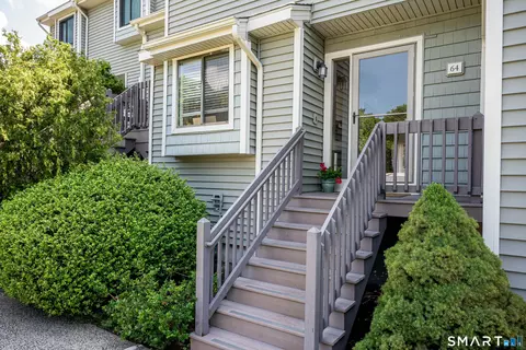 64 Turtle Bay Dr #64, Branford, CT 06405