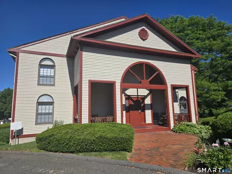 24 West Rd #16, Ellington, CT 06029