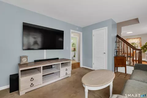 Living - 211 Maple Ave, North Haven, CT 06473 photo 1 of 3