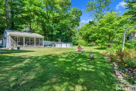 Exterior - 211 Maple Ave, North Haven, CT 06473 photo 6 of 6