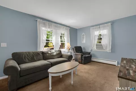 Living - 211 Maple Ave, North Haven, CT 06473 photo 2 of 3