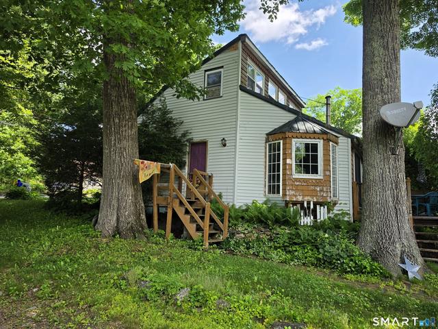 59 Lake View Dr, Ashford, CT 06278