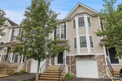 1505 Sienna Dr #1505, Danbury, CT 06810