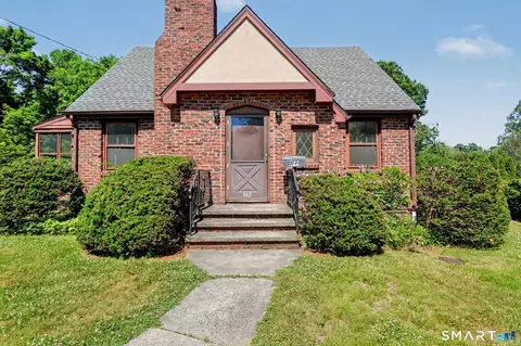 312 Bennett St, Fairfield, CT 06825