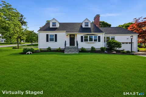 15 Forbell Dr, Norwalk, CT 06850