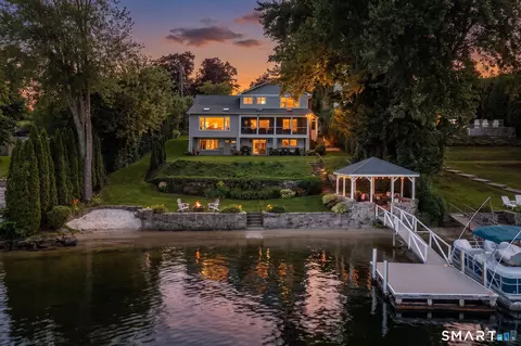 52 Arrowhead Rd, Brookfield, CT 06804