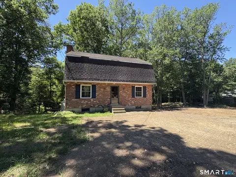 41 Roberts Rd, Westbrook, CT 06498