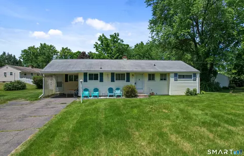 47 Hayes Rd, Tariffville, CT 06081
