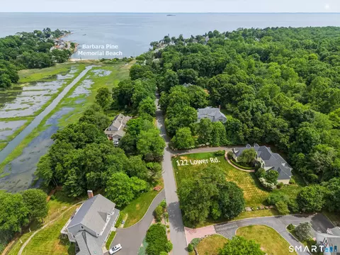 122 Lower Rd, Guilford, CT 06437
