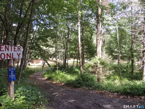 Exterior - 95 Bart Rd, Monroe, CT 06468 photo 11 of 12