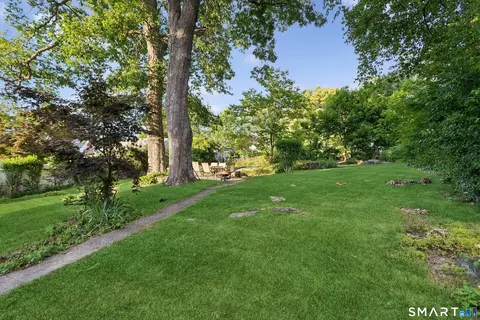 Exterior - 4 Eagle Rd, Norwalk, CT 06850 photo 5 of 16