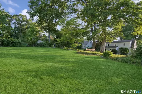 Exterior - 4 Eagle Rd, Norwalk, CT 06850 photo 11 of 16