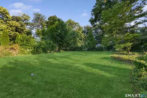 Exterior - 4 Eagle Rd, Norwalk, CT 06850 photo 10 of 16