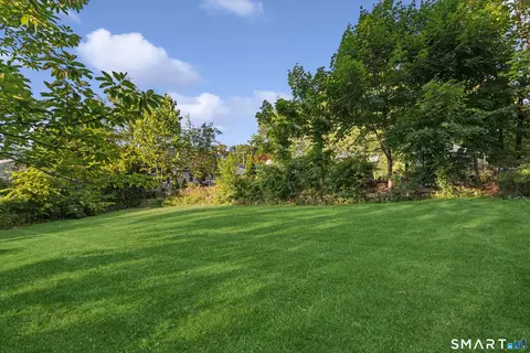 Exterior - 4 Eagle Rd, Norwalk, CT 06850 photo 15 of 16