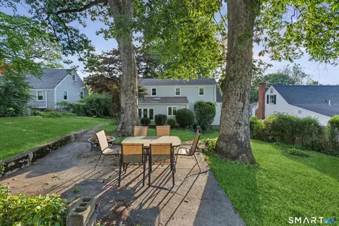 Exterior - 4 Eagle Rd, Norwalk, CT 06850 photo 9 of 16
