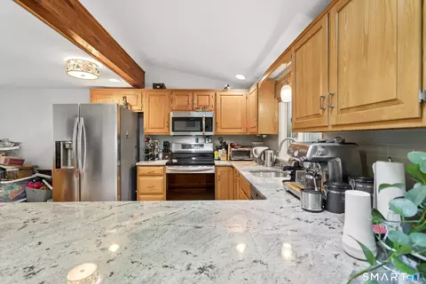 Kitchen - 4 Eagle Rd, Norwalk, CT 06850 photo 4 of 4