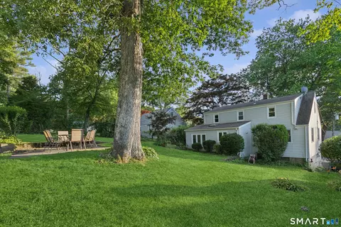 Exterior - 4 Eagle Rd, Norwalk, CT 06850 photo 8 of 16