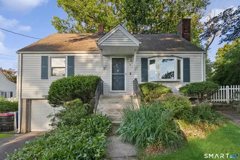 4 Eagle Rd, Norwalk, CT 06850