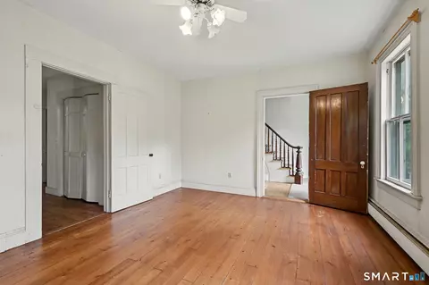 Living - 33 Hatch Rd, Bridgewater, CT 06752 photo 2 of 2