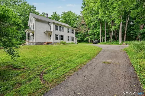 Exterior - 33 Hatch Rd, Bridgewater, CT 06752 photo 9 of 15