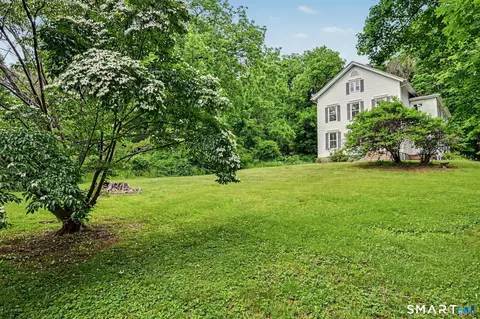Exterior - 33 Hatch Rd, Bridgewater, CT 06752 photo 13 of 15