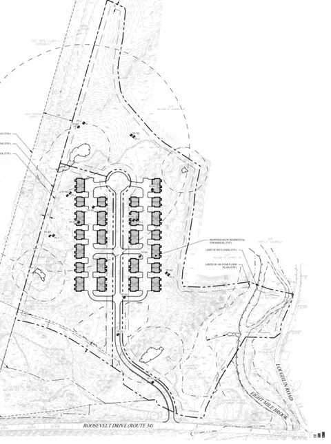 708 Roosevelt Dr, Oxford, CT 06478
