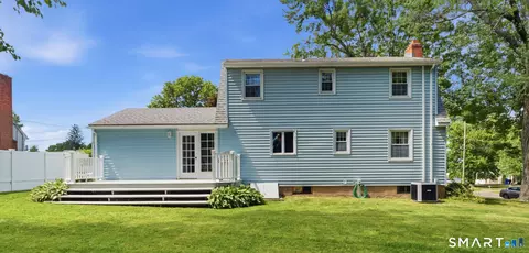 Exterior - 4 Ireland Rd, Wethersfield, CT 06109 photo 4 of 7