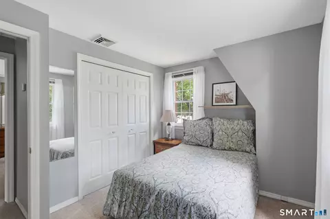 Bedroom - 4 Ireland Rd, Wethersfield, CT 06109 photo 3 of 9